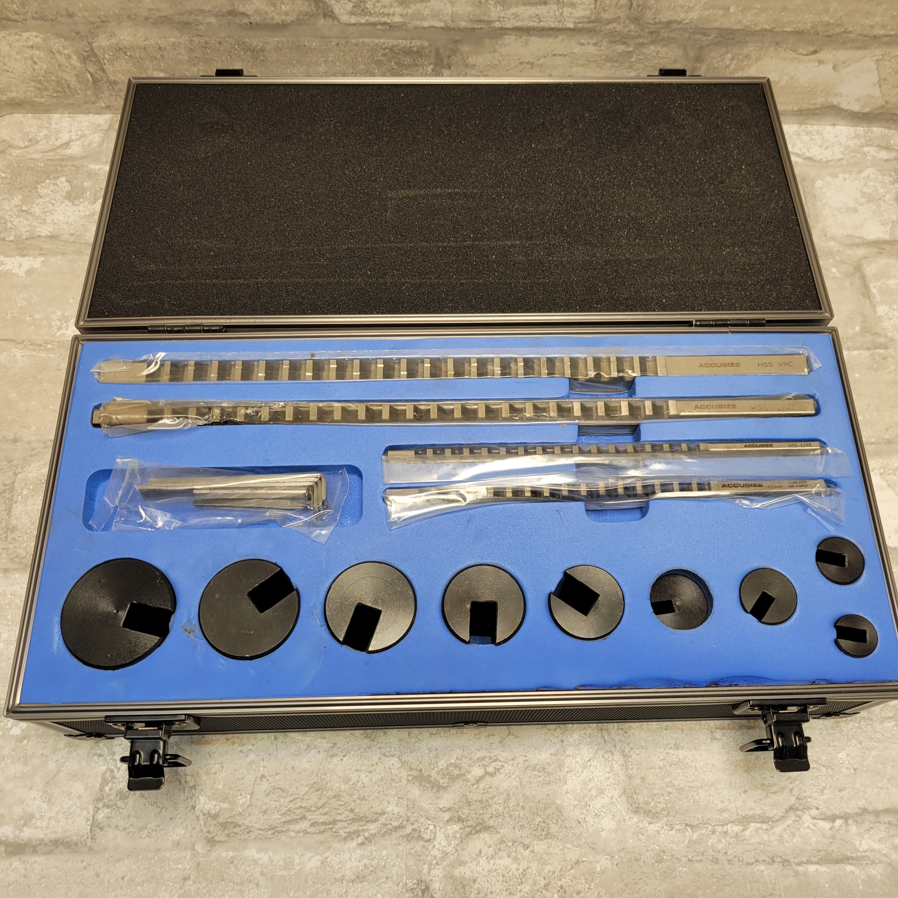 Accusize Industrial Tools No.10 18 Pcs Hss Keyway Broach Sets, 5100-0010 (7975204651246)